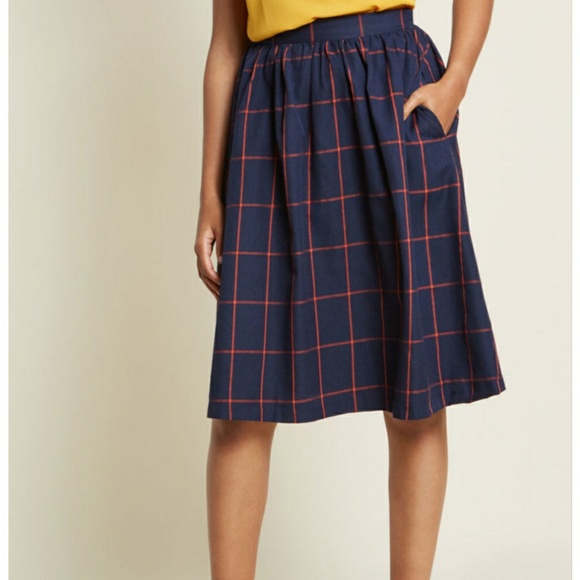 Modcloth Dresses & Skirts - Modcloth Plaid Skirt with Bow and Pockets